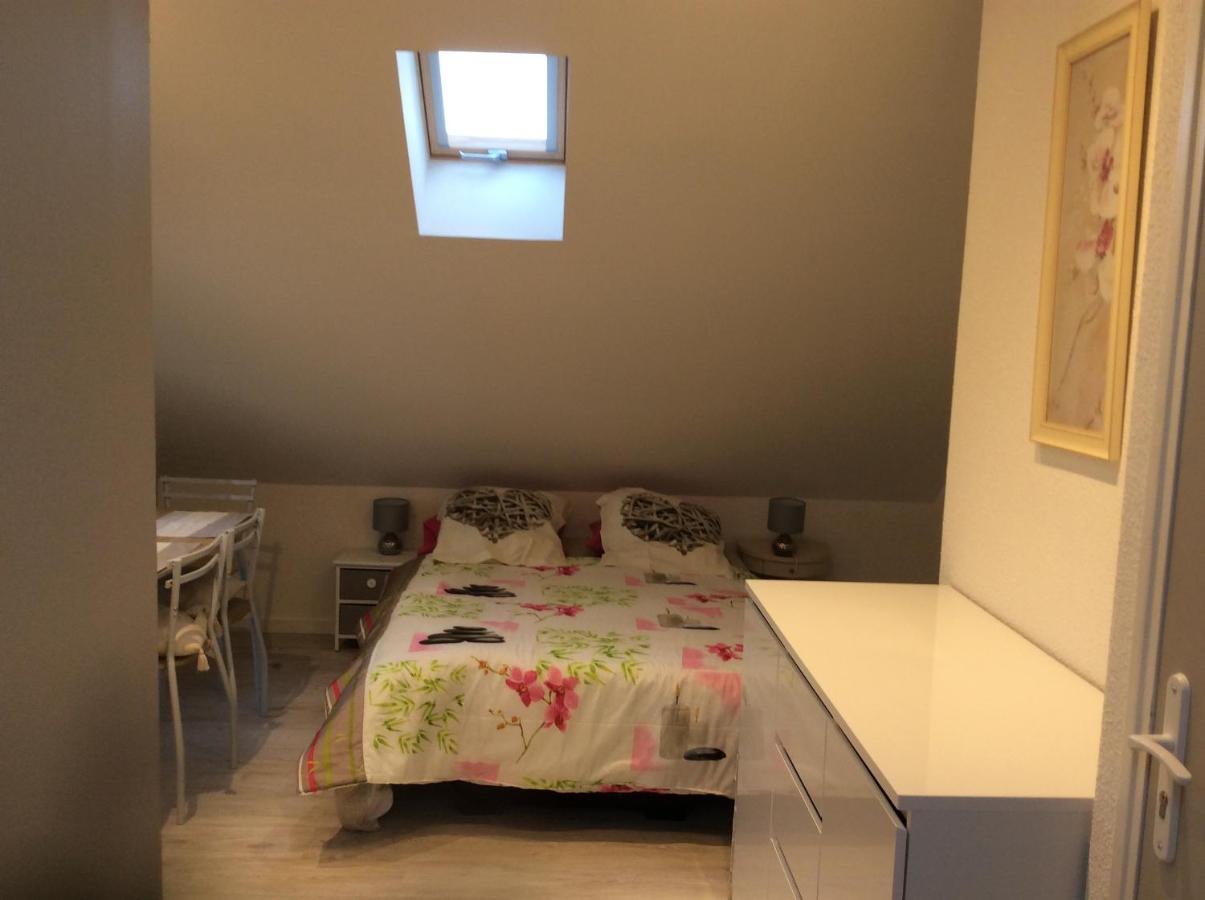 Gites Et Chambres D'Hotes Les Roses The Hauterives Exterior photo